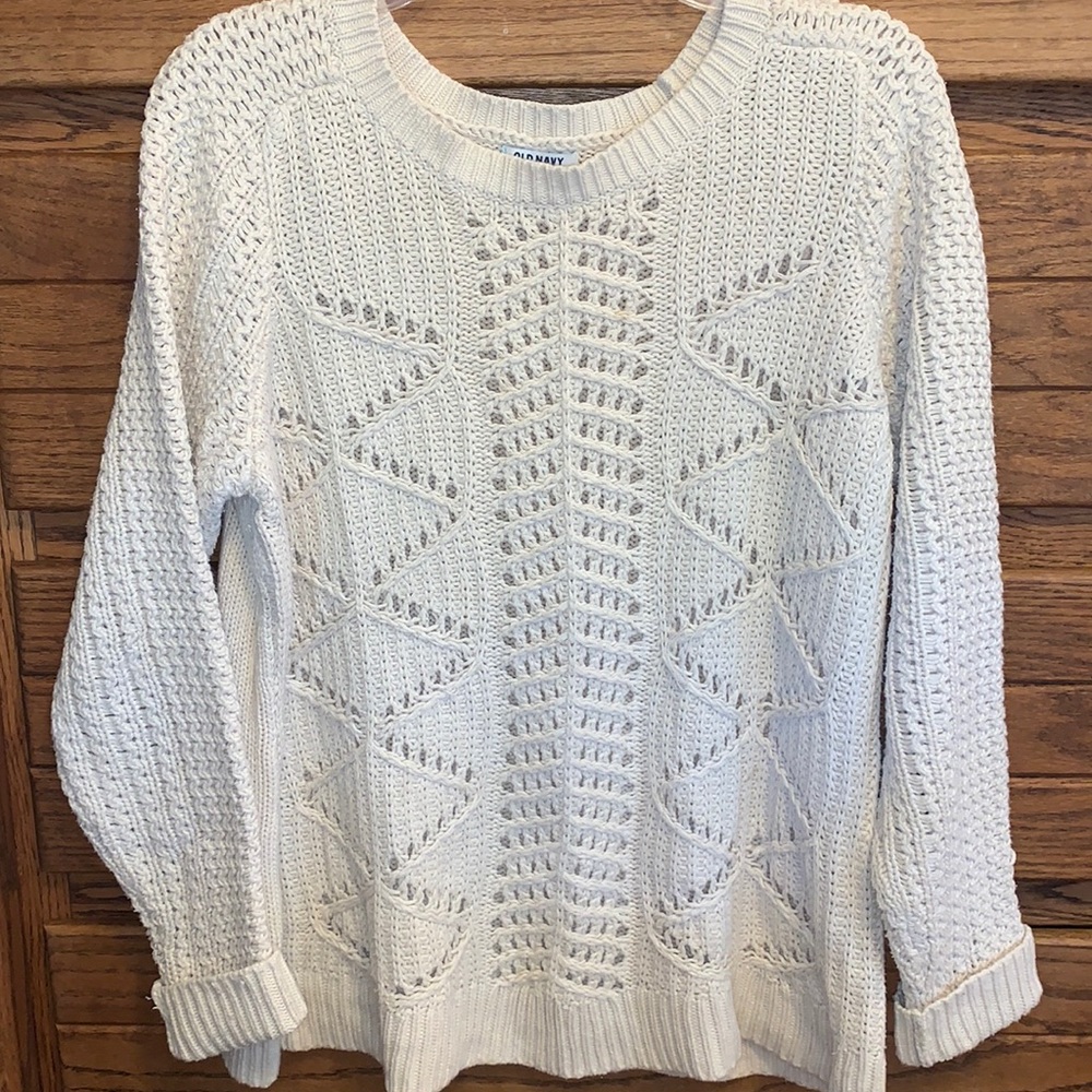 Old Navy Americana Cream Cable Knit Sweater